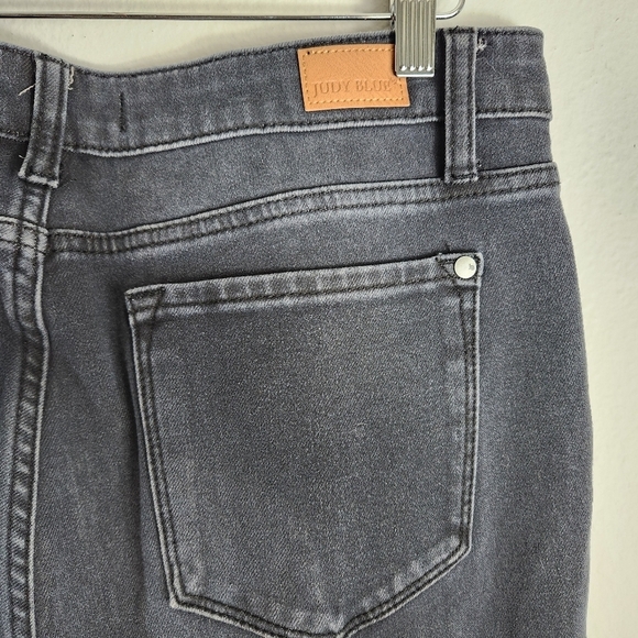 Judy Blue Womens Mid Rise Faded Black Skinny Fit Jeans-Size 11/30 - Picture 7 of 9